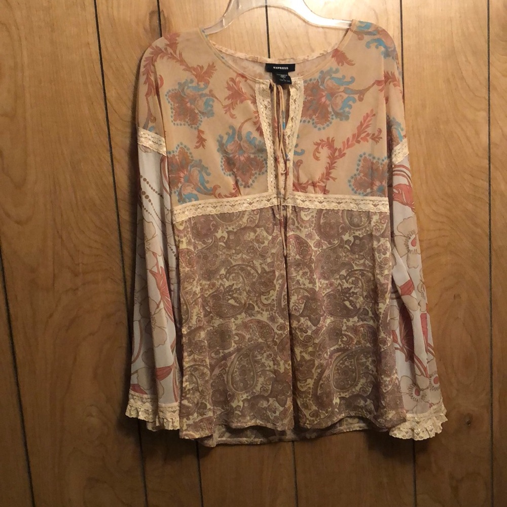Express light long sleeve top